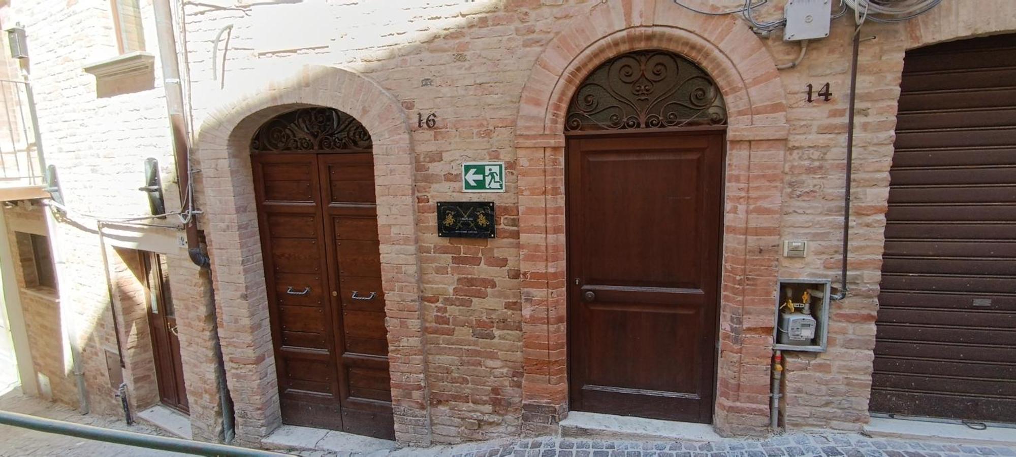 I Templari - Affittacamere Castignano Exterior photo